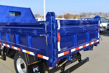 ���� GK3���˿� 102���� 4X2 3����ж��ͼƬ