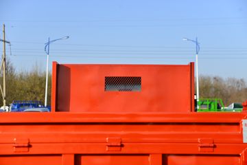 ���� ����M1 130���� 4X2 3.2����ж��(����)(KMC3041SA268DP6)ͼƬ