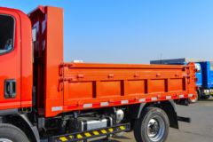 凯马 凯捷M1 130马力 4X2 3.2米自卸车(国六)(KMC3041SA268DP6)