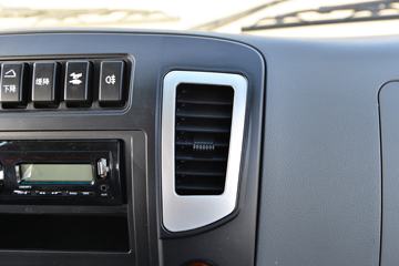 ���� GK6 130���� 4X2 3.2����ж��ͼƬ