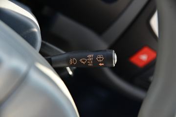 ���� GK6 130���� 4X2 3.2����ж��ͼƬ