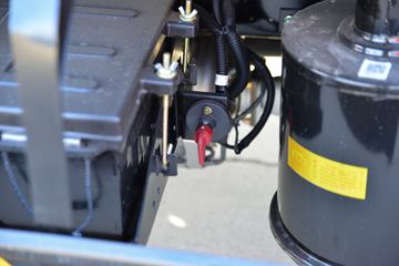 ���� GK6 130���� 4X2 3.2����ж��ͼƬ