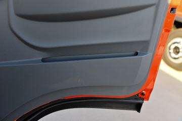 ���� ����HM6 184���� 4X2 4.1����ж��ͼƬ