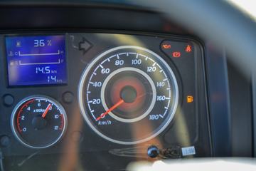 ���� ����HM6 184���� 4X2 4.1����ж��ͼƬ