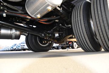 ���� ����HM6 184���� 4X2 4.1����ж��ͼƬ