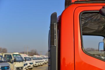  M3  2.2L 95 CNG 4.16׵ʽῨ(KMC5043XXYNG336DP6C)ͼƬ
