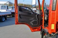 凯马 凯捷M3 尊享版 2.2L 95马力 CNG 4.16米单排厢式轻卡(KMC5043XXYNG336DP6C)