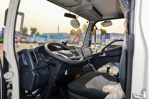 �Ż�0.3�� ������J6F�ػ���ϵ�г�ֵ����