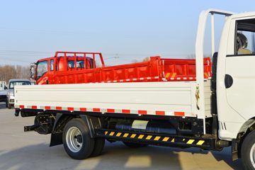 ���� ��X1 2.2L 95���� CNG 3.95�׵��������Ῠ(����)(KMC1040NG318D6)ͼƬ