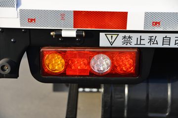 ���� ��X1 2.2L 95���� CNG 3.95�׵��������Ῠ(����)(KMC1040NG318D6)ͼƬ