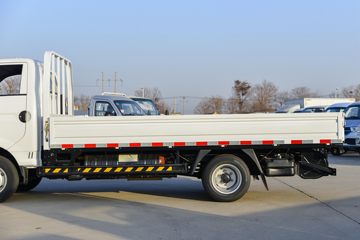 ���� ��X1 2.2L 95���� CNG 3.95�׵��������Ῠ(����)(KMC1040NG318D6)ͼƬ