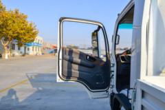陕汽商用车 德龙G2 标载版 160马力 4.12米AMT自动档单排栏板轻卡(SX1042NP6331)