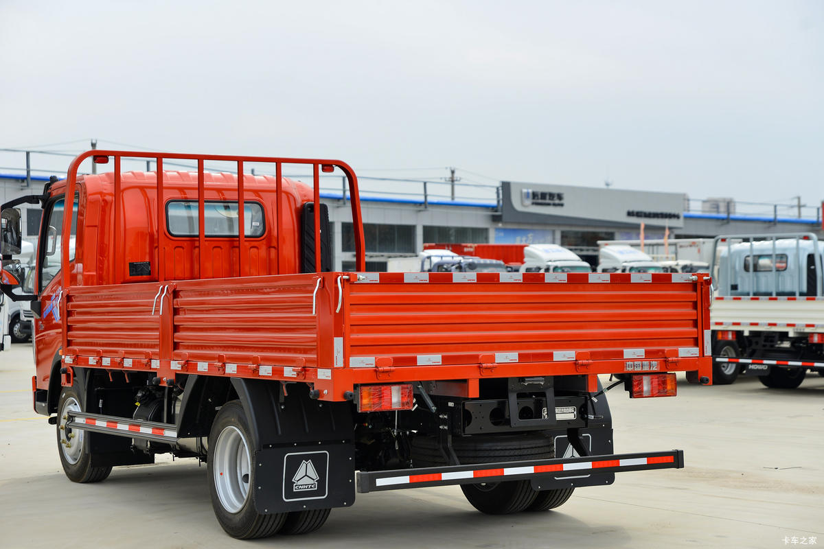 йHOWO ͳ˧ 170 4.15׵Ῠ(ZZ1127H3315F1)װ                                                
