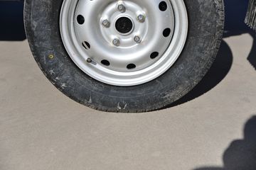 ������Խ��X1 1.6L 122���� ���� 2.585�׵�����ʽ΢��(������)(SC5031XXYXND6B1)ͼƬ