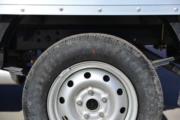 ������Խ��X1 1.6L 122���� ���� 2.585�׵�����ʽ΢��(������)(SC5031XXYXND6B1)ͼƬ