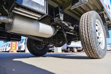 ������Խ��X1 1.6L 122���� ���� 2.585�׵�����ʽ΢��(������)(SC5031XXYXND6B1)ͼƬ