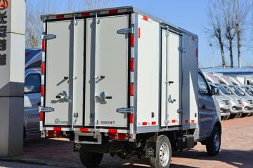 ������Խ��X1 1.6L 122���� ���� 2.585�׵�����ʽ΢��(������)(SC5031XXYXND6B1)ͼƬ