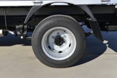 福田 祥菱V2 舒适型 1.6L 122马力 汽油 2.7米双排栏板微卡(BJ1030V5AV7-61)