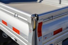 福田 祥菱V2 舒适型 1.6L 122马力 汽油 2.7米双排栏板微卡(BJ1030V5AV7-61)