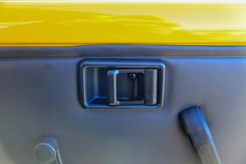 Ծ�� ����S100V 116���� 3.2��˫������С��(���̻�)ͼƬ