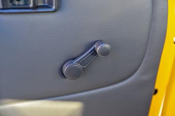 Ծ�� ����S100V 116���� 3.2��˫������С��(���̻�)ͼƬ