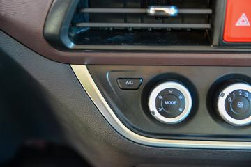 Ծ�� ����S100V 116���� 3.2��˫������С��(���̻�)ͼƬ