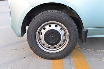 ���� ����Qһ��ʽ ������ 1.6L 120���� ���� 2.5��˫����ʽ΢��(BJ5030XXY6AV6-73)ͼƬ