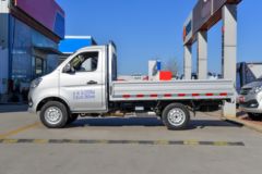 长安跨越王X1 1.6L 122马力 汽油 2.6米单排栏板微卡(单后轮)(SC1031XND6B1)