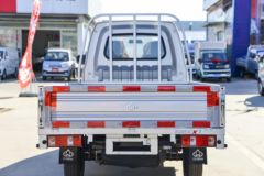 长安跨越王X1 1.6L 122马力 汽油 2.6米单排栏板微卡(单后轮)(SC1031XND6B1)