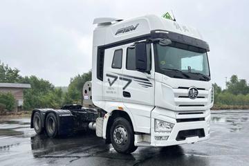 一汽解放 J7重卡 经典版 530马力 6X4 LNG自动档危险品牵引车(液缓)(CA4250P77M26T1E6Z)