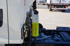 陕汽商用车 德龙G1 标准版 150马力 4.18米单排厢式轻卡(SX5040XXYNP6331)