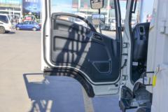 陕汽商用车 德龙G1 标准版 150马力 4.18米单排仓栅式轻卡(SX5040CCYNP6331)