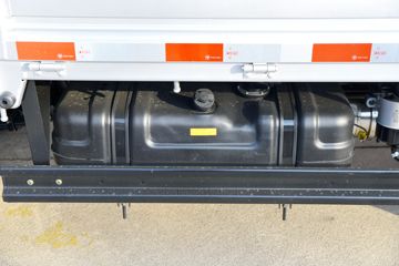 ���� ŷ����S1ϵ ��ӯ�� 163���� 4.17��AMT�Զ������������Ῠ(����)(BJ1048V9JEA-FM3)ͼƬ