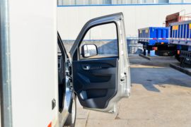 祥菱V1&nbsp;载货车驾驶室                                               图片