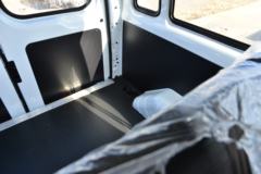 江铃汽车 福顺 2023款 146马力 2.0T柴油 6座 自动 短轴低顶多用途乘用车(对开尾门)