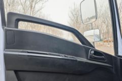 玉柴新能源 驭途EM 4X2 3.8米纯电动自卸车(YCE3120ZBEVMA)140.95kWh