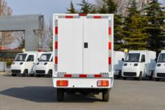 活越神童01 豪华版 1.8米单排纯电动厢式微卡 国轩8.4kWh