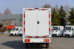 活越神童01 豪华版 1.8米单排纯电动厢式微卡 国轩8.4kWh