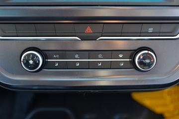 ���� ŷ����S1 ��ӯ�� 160���� 4.17��AMT�Զ������������Ῠ(BJ1048V9JEA-FM3)ͼƬ