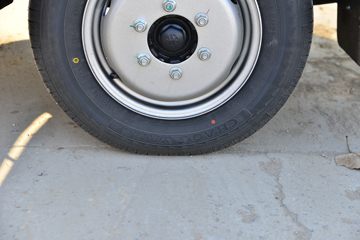  M 2.0L 144  4.2׵С(BJ1031V4JV6-AB5)ͼƬ