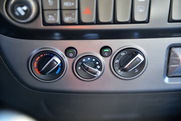 ���� ŷ��ARϵ 200���� 4X2 5.25�������ػ���ͼƬ