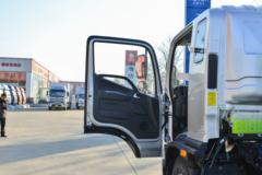 福田 欧航AR系 200马力 4X2 5.25米栏板载货车(BJ1168VKPFG-FM)