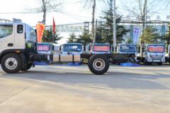 福田 欧航AR系 200马力 4X2 5.25米栏板载货车(BJ1168VKPFG-FM)