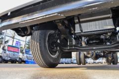 福田 欧航AR系 200马力 4X2 5.25米栏板载货车(BJ1168VKPFG-FM)