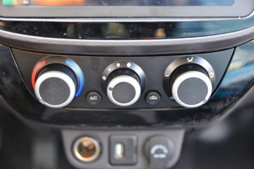 M2  1.6L 122  3.3׵ʽ΢(BJ5032XXY5JV5-11)ͼƬ