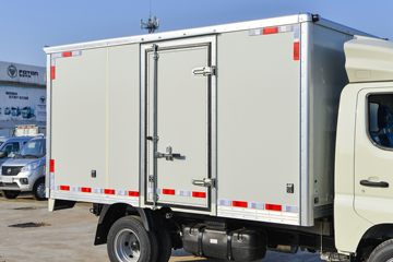 ���� ����M2 ������ 1.6L 122���� ���� 3.3�׵�����ʽ΢��(BJ5032XXY5JV5-11)ͼƬ