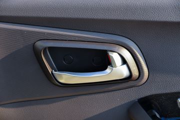 ���� ����M2 ������ 1.6L 122���� ���� 3.7�׵�������΢��(BJ1032V5JV5-11)ͼƬ