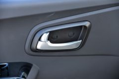 福田 祥菱M2 豪华型 1.6L 122马力 汽油 3.7米单排栏板微卡(BJ1032V5JV5-11)