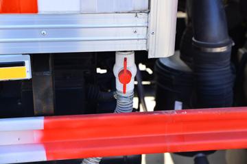 ��� ��VH �����ݵ� 190���� 4X2 5.2����س�(CA5140XLCP40K62L4E6A85)ͼƬ