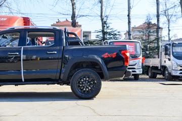 ���� ����9 2023�� ������ 2.0T���� 163���� �Զ����� ����˫��Ƥ��ͼƬ